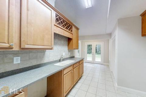 170 Julie Rd, Tyrone, GA 30290 photo 9