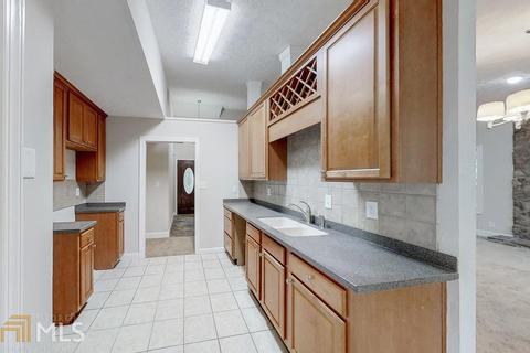 170 Julie Rd, Tyrone, GA 30290 photo 8