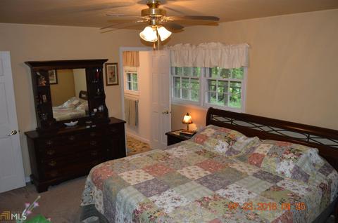 217 Ridgeway Cir, Cornelia, GA 30531 photo 9