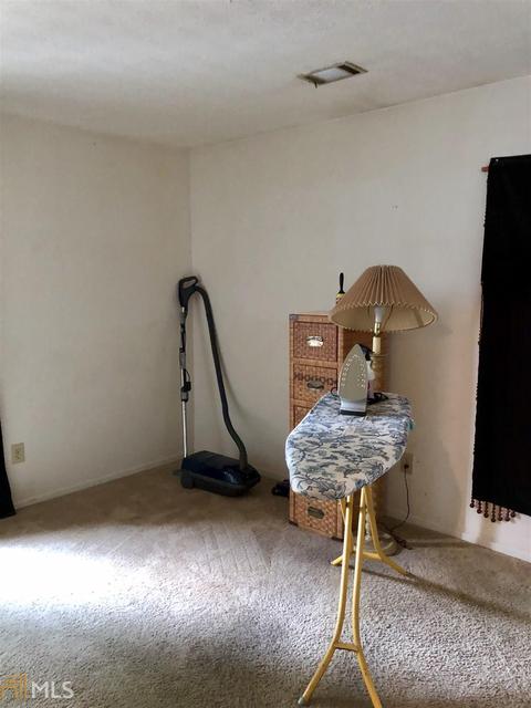 1286 Old Contryside Cir, Stone Mountain, GA 30083 photo 3