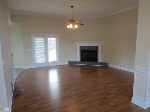103 Cade Ter, Warner Robins, GA 31088 photo 2