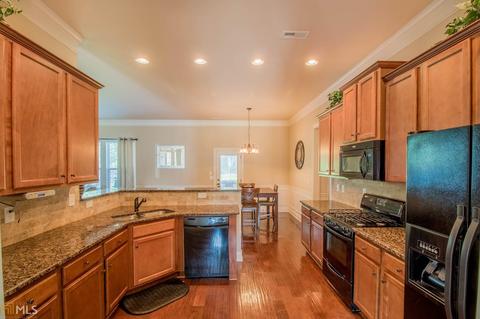 128 Traditions Ln, Hampton, GA 30228 photo 9