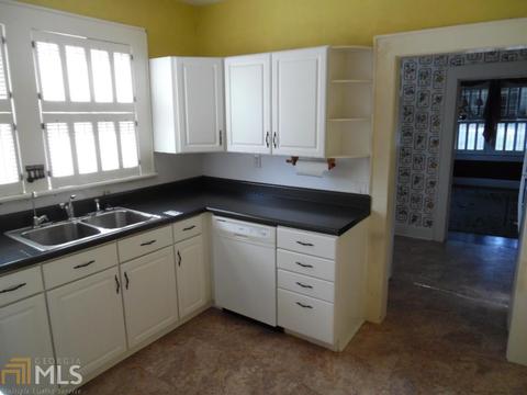328 E Doyle St, Toccoa, GA 30577 photo 8