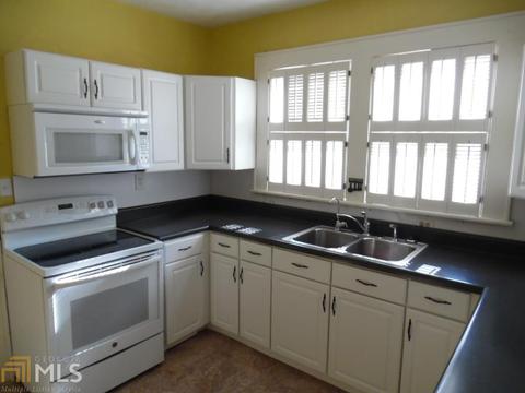 328 E Doyle St, Toccoa, GA 30577 photo 7