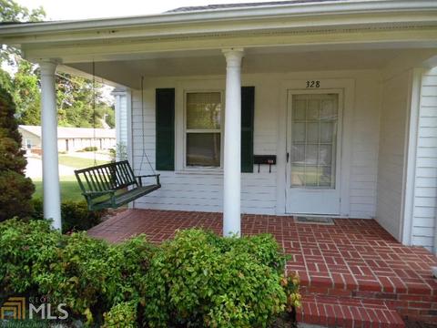 328 E Doyle St, Toccoa, GA 30577 photo 17