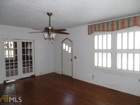 328 E Doyle St, Toccoa, GA 30577 photo 4