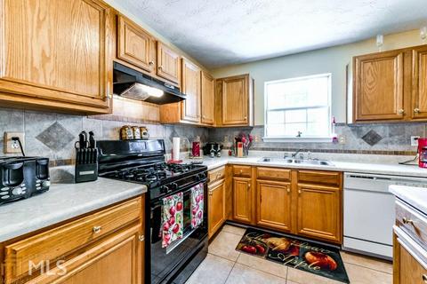 12051 N Hill Dr, Hampton, GA 30228 photo 13