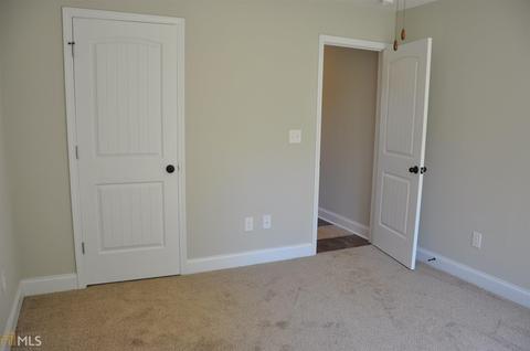 220 Dixon Cir, Williamson, GA 30292 photo 22