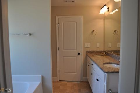 220 Dixon Cir, Williamson, GA 30292 photo 18