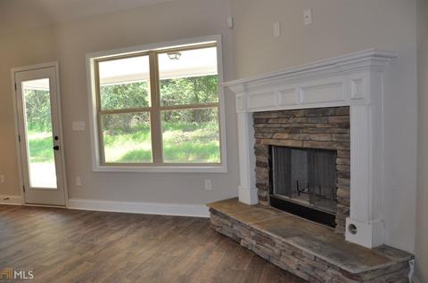 220 Dixon Cir, Williamson, GA 30292 photo 13