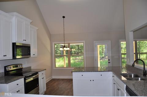 220 Dixon Cir, Williamson, GA 30292 photo 9