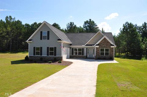 220 Dixon Cir, Williamson, GA 30292 photo 2