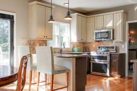 827 Summer Forest Dr, Suwanee, GA 30024 photo 13