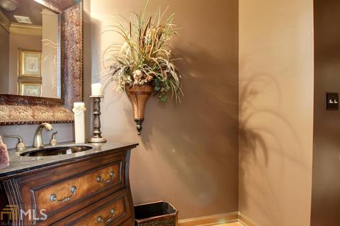 827 Summer Forest Dr, Suwanee, GA 30024 photo 11