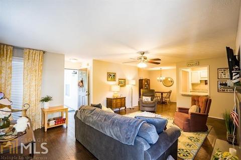 412 Berkeley Woods Dr, Duluth, GA 30096 photo 3
