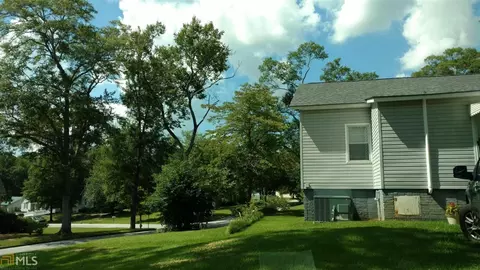 202 E Sears St, Valley, AL 36854 photo 5