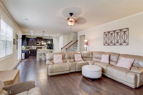 2403 Cain Cir, Dacula, GA 30019 photo 8