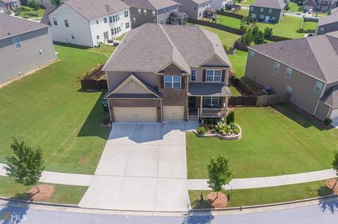 2403 Cain Cir, Dacula, GA 30019 photo 2