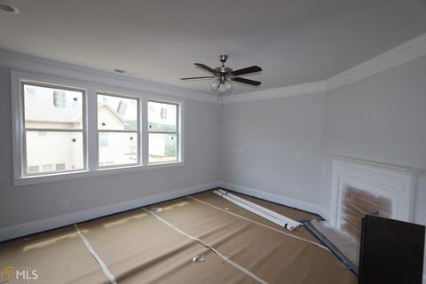 3203 Bowlin Dr, Fairburn, GA 30213 photo 4