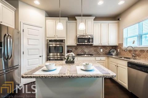 136 Escalade Dr, Mcdonough, GA 30253 photo 8