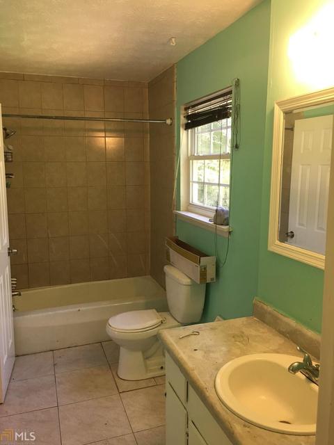 976 King James Dr, Morrow, GA 30260 photo 9