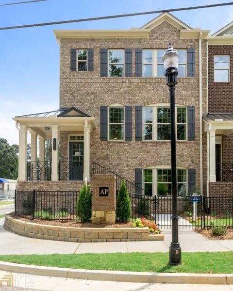 1946 Bainbridge Ln, Chamblee, GA 30345 photo 5