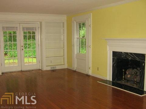 853 Piney Woods Dr, Lagrange, GA 30240 photo 4