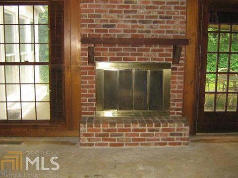 853 Piney Woods Dr, Lagrange, GA 30240 photo 10