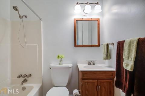 3857 Captain Dr, Chamblee, GA 30341 photo 15