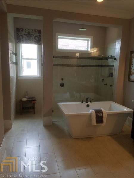 5835 Read Rd, Suwanee, GA 30024 photo 12