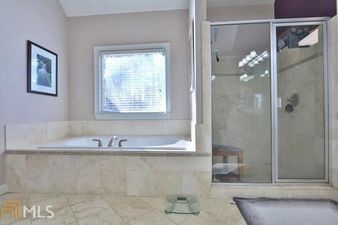1116 Hiddenbrook Ln, Suwanee, GA 30024 photo 15