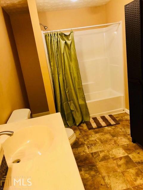 141 Williford St, Commerce, GA 30529 photo 4
