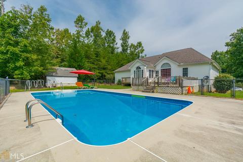 126 Silverwood Dr, Cornelia, GA 30531 photo 4