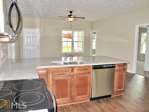 401 Perimeter Dr, Lagrange, GA 30241 photo 8