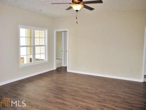 401 Perimeter Dr, Lagrange, GA 30241 photo 3