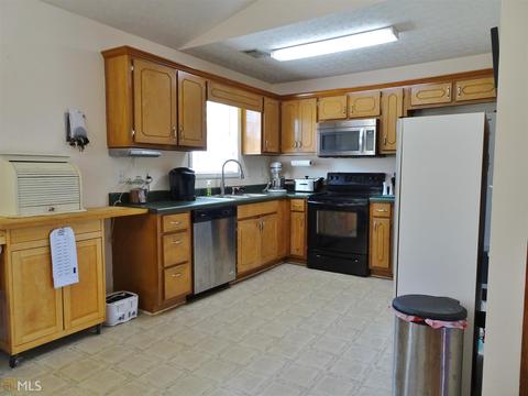 240 Pebble Ridge Dr, Covington, GA 30016 photo 7