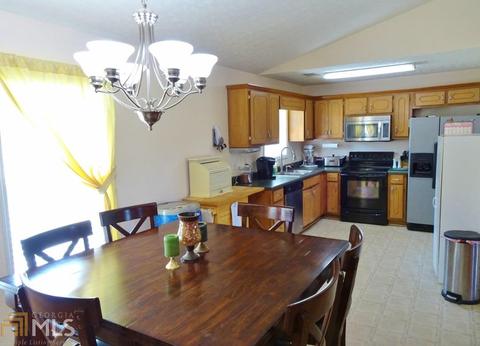 240 Pebble Ridge Dr, Covington, GA 30016 photo 6