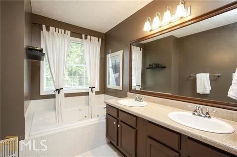 4045 Ivy Run Cir, Duluth, GA 30096 photo 19