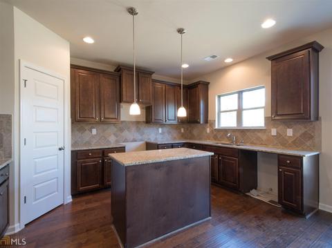 641 Toronto Cir, Hampton, GA 30228 photo 7