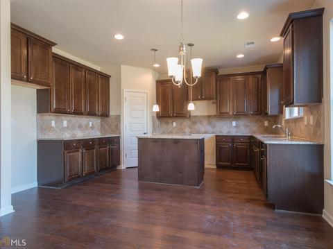 641 Toronto Cir, Hampton, GA 30228 photo 5