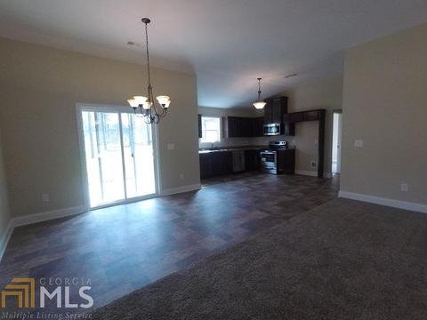 205 Needleleaf Dr, Barnesville, GA 30204 photo 5