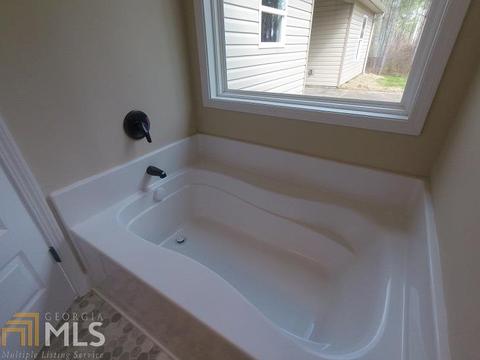 205 Needleleaf Dr, Barnesville, GA 30204 photo 12