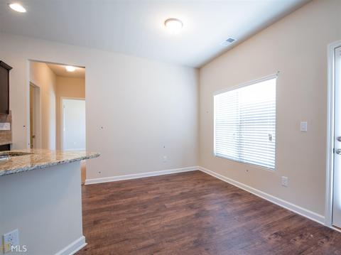 658 Toronto Cir, Hampton, GA 30228 photo 18
