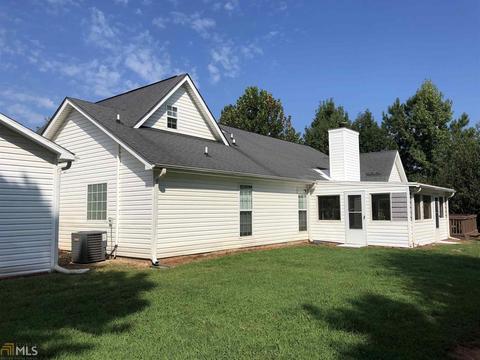 105 Richmond Dr, Lagrange, GA 30240 photo 2