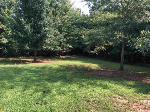 105 Richmond Dr, Lagrange, GA 30240 photo 5