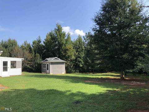 105 Richmond Dr, Lagrange, GA 30240 photo 3