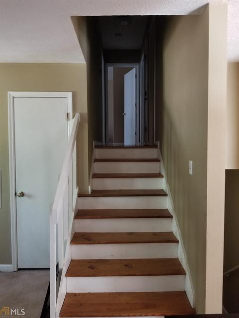 35 Oakridge Dr, Covington, GA 30014 photo 9