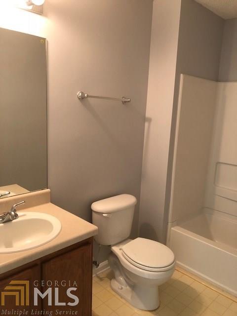 6157 Christopher Ter, Rex, GA 30273 photo 10