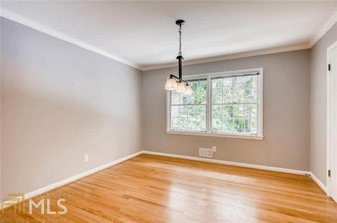 4216 Longview Dr, Chamblee, GA 30341 photo 7
