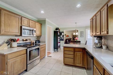 2015 Pendleton Pl, Suwanee, GA 30024 photo 9